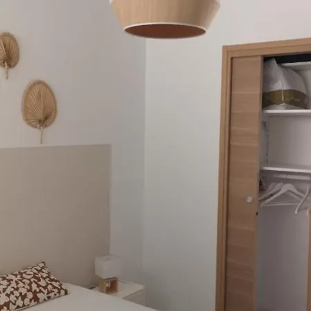 Face A La Apartment